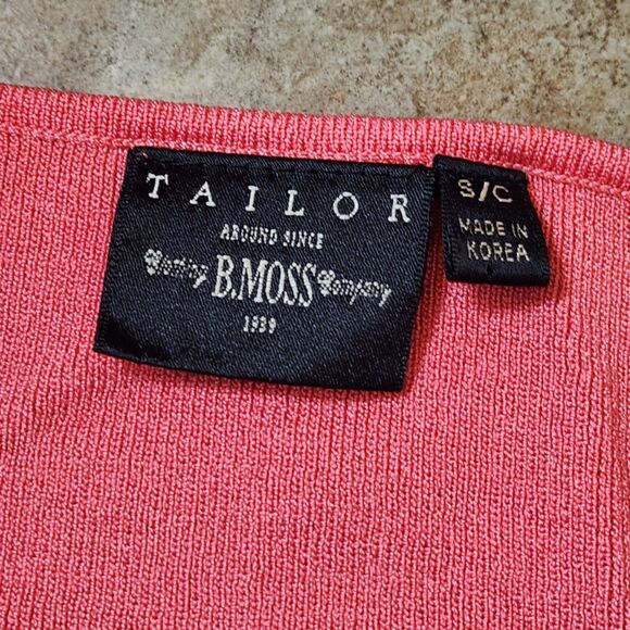 Tailor B Moss Knit Top – Women’s Small – Criss Cross Neckline - Picture 6 of 6